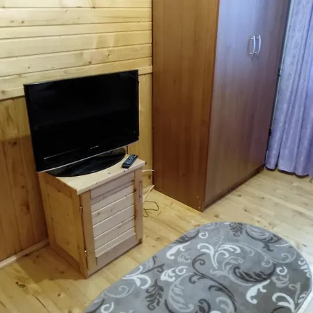 Поліна Chata Mykulyčyn